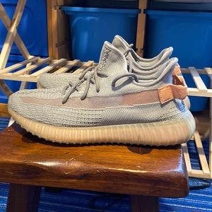 Yeezy 350 boost V2 - True forms - Size 11 - Good Condition